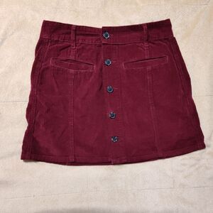 American Eagle Mini Skirt Womens 4 Maroon Burgundy Button Up Corduroy HiRise